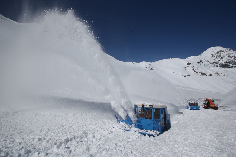 Schneeräumung_2015 (2).jpg